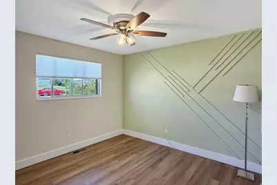 950 N Valley Dr, Castle Dale, UT 84513 - Photo 13