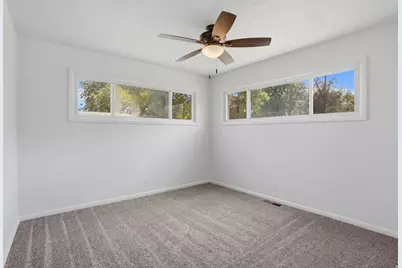 6889 S Village Rd E, Cottonwood Heights, UT 84121 - Photo 21