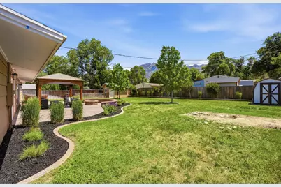 6889 S Village Rd E, Cottonwood Heights, UT 84121 - Photo 31