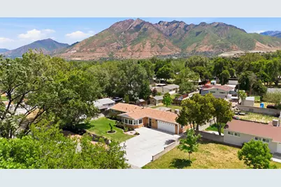 6889 S Village Rd E, Cottonwood Heights, UT 84121 - Photo 39