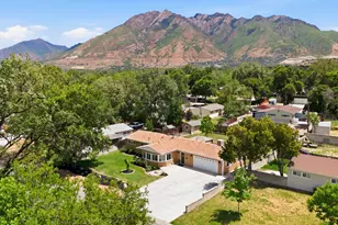 6889 S Village Rd E, Cottonwood Heights, UT 84121 - Photo 39