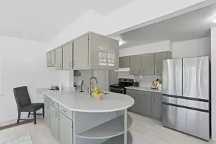 6889 S Village Rd E, Cottonwood Heights, UT 84121 - Photo 13