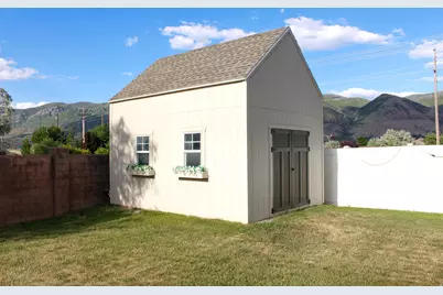 842 W 2400 N, West Bountiful, UT 84087 - Photo 27