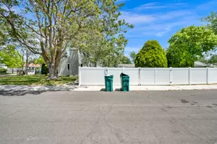 345 Liberty St, Layton, UT 84041 - Photo 9