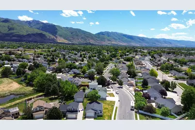 711 S 825 E, Layton, UT 84041 - Photo 33