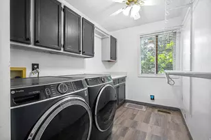 1726 E Wasatch Blvd, Sandy, UT 84092 - Photo 21