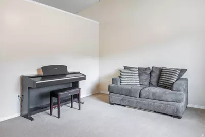 1572 S 400 E, Kaysville, UT 84037 - Photo 3