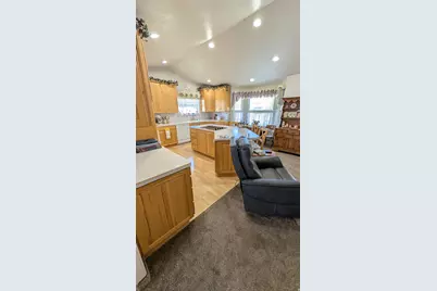 190 W 700 S, Garland, UT 84312 - Photo 5