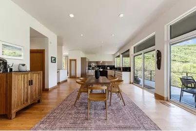 5632 E Pioneer Fork Rd, Salt Lake City, UT 84108 - Photo 11