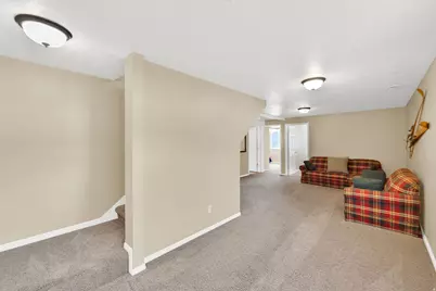 2528 W Level Dr S, Taylorsville, UT 84129 - Photo 21
