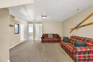 2528 W Level Dr S, Taylorsville, UT 84129 - Photo 23