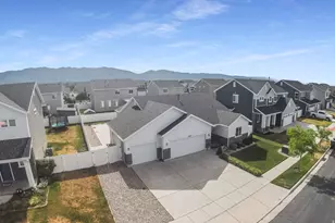 3595 S Water Lilly Ln, Syracuse, UT 84075 - Photo 37