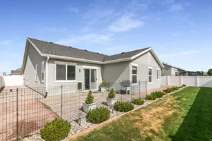 3595 S Water Lilly Ln, Syracuse, UT 84075 - Photo 35