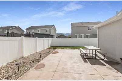 3595 S Water Lilly Ln, Syracuse, UT 84075 - Photo 33