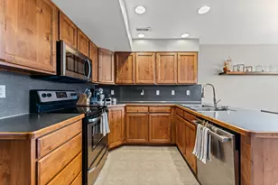 6209 S 1350 E, South Ogden, UT 84405 - Photo 3