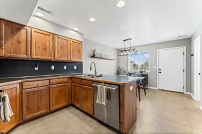 6209 S 1350 E, South Ogden, UT 84405 - Photo 19