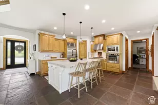 1381 E 5985 S, Salt Lake City, UT 84121 - Photo 9