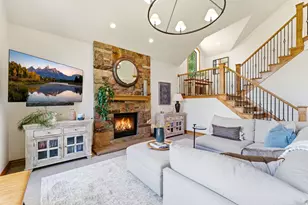1381 E 5985 S, Salt Lake City, UT 84121 - Photo 3