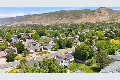 323 Tobe Dr, Centerville, UT 84014 - Photo 29