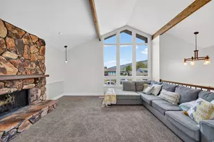323 Tobe Dr, Centerville, UT 84014 - Photo 3