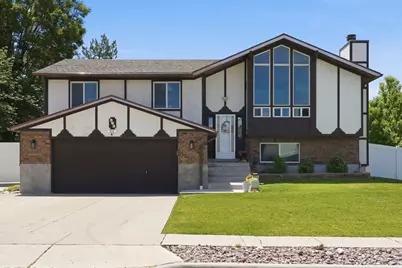 323 Tobe Dr, Centerville, UT 84014 - Photo 1