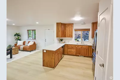 257 N 900 W, Provo, UT 84601 - Photo 7