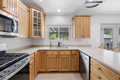 2986 E Lookout Dr, Eagle Mountain, UT 84005 - Photo 3