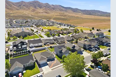 4132 N Shirley Ln, Eagle Mountain, UT 84005 - Photo 23