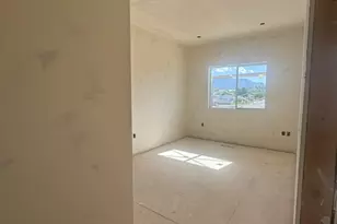 1293 N 350 W, Sunset, UT 84015 - Photo 5