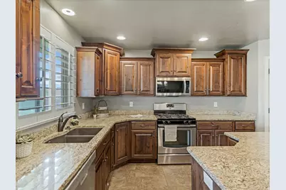 4586 W 3850 S, West Haven, UT 84401 - Photo 11