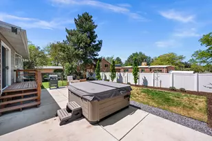 1575 E 8600 S, Sandy, UT 84093 - Photo 23