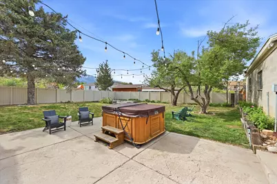 1374 E Willow Vista Dr, Sandy, UT 84093 - Photo 29
