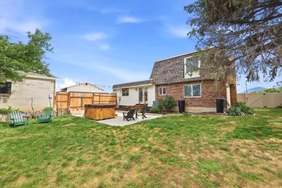 1374 E Willow Vista Dr, Sandy, UT 84093 - Photo 31
