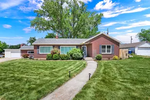 266 E Chimes View Dr, South Ogden, UT 84405 - Photo 3