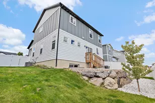 4248 E Willow Oak Way, Eagle Mountain, UT 84005 - Photo 25