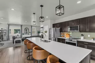 3693 W Sunrise Sky Ln, South Jordan, UT 84009 - Photo 15