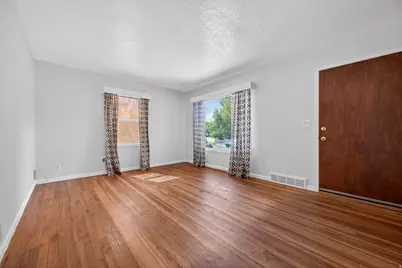 955 E 35th St, Ogden, UT 84403 - Photo 7