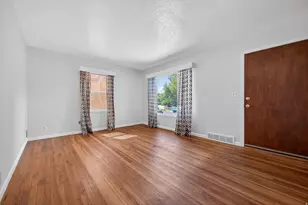 955 E 35th St, Ogden, UT 84403 - Photo 7