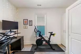 563 S 1000 W, Salt Lake City, UT 84104 - Photo 13