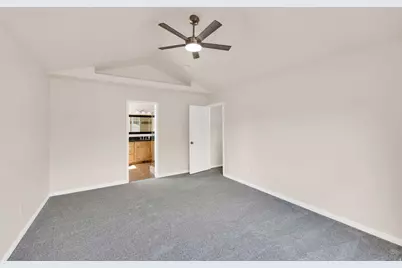 978 W 400 S, Layton, UT 84041 - Photo 15