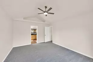 978 W 400 S, Layton, UT 84041 - Photo 15