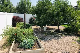 872 W Oxford Dr N, North Salt Lake, UT 84054 - Photo 5