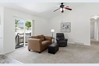 976 W 1400 S, Woods Cross, UT 84087 - Photo 7