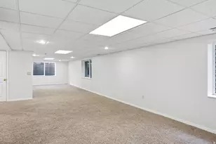 976 W 1400 S, Woods Cross, UT 84087 - Photo 37