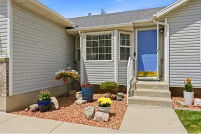 976 W 1400 S, Woods Cross, UT 84087 - Photo 3