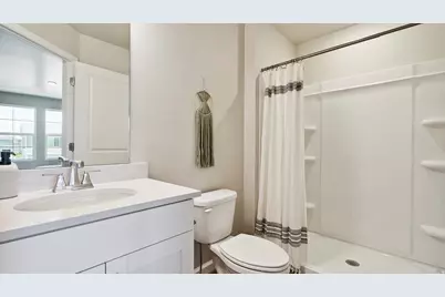 311 N Broadway Dr, Saratoga Springs, UT 84045 - Photo 23