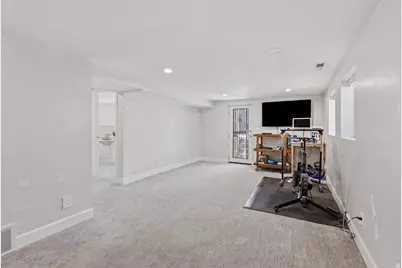 2254 S Texas St E, Salt Lake City, UT 84109 - Photo 33
