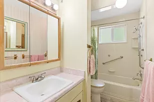 7060 S 2700 W, West Jordan, UT 84084 - Photo 9