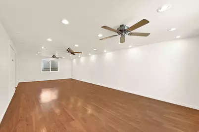 1111 S 2200 W, Syracuse, UT 84075 - Photo 27