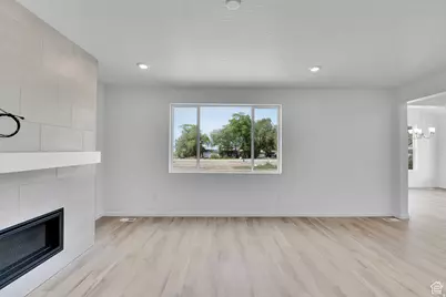1991 E Burger St #1241, Lake Point, UT 84074 - Photo 13